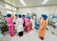 Hội thảo về aEEG tại BV Hùng Vương - Cty Hoa Thịnh