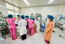 Hội thảo về aEEG tại BV Hùng Vương - Cty Hoa Thịnh